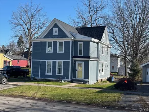 169 W 3rd St S, Fulton, NY 13069