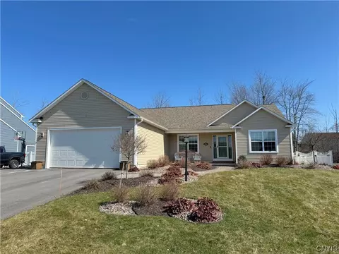8560 Josette Junction Rd, Cicero, NY 13039