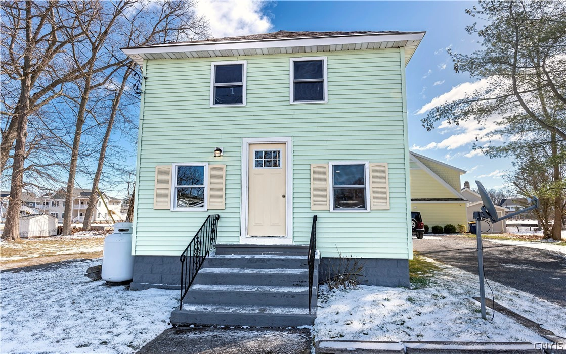 806 Clifford Ave  