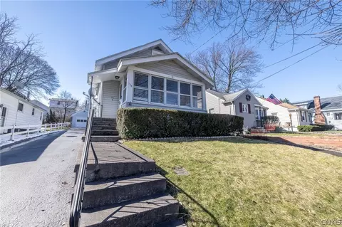 138 Luddington St, Syracuse, NY 13206