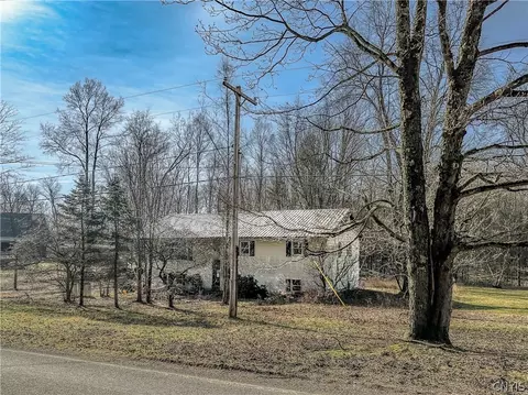 5360 Golly Rd, Lee, NY 13440