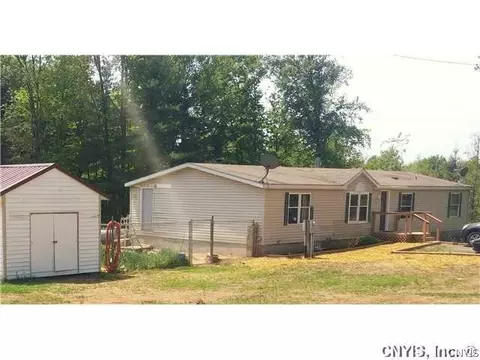 9 Hogsback Rd, Hastings, NY 13076