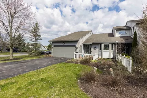148 Summerhaven Dr S, East Syracuse, NY 13057