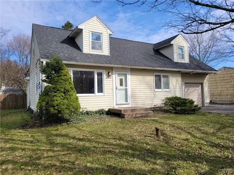 108 Cora Ave, Syracuse, NY 13212