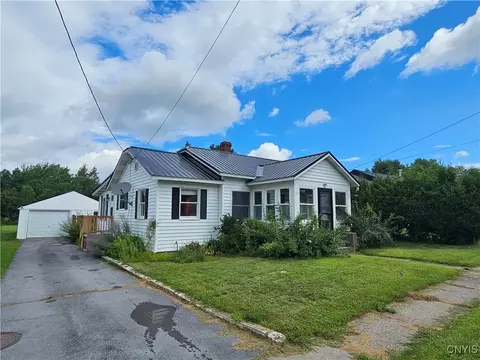 35 Wilna Ave, Wilna, NY 13628