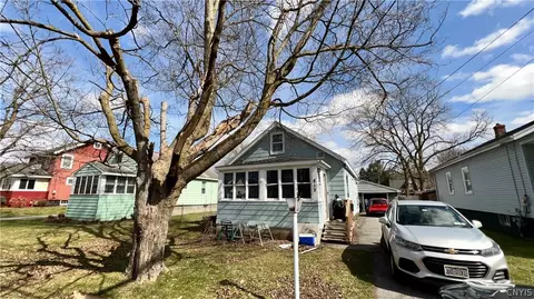 612 Wright Ave, Salina, NY 13211