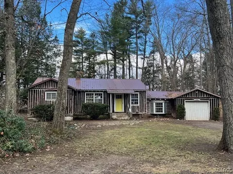 7807 Passer Rd, Blossvale, NY 13308
