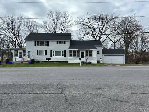 8079 Stearns Rd #3, Clay, NY 13041