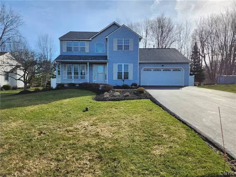 6266 Tartan Dr S, Cicero, NY 13039