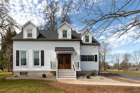 7809 Morgan Rd, Clay, NY 13090