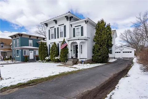 252 Ten Eyck St, Watertown, NY 13601