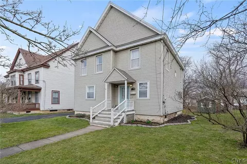 105 Ellis St, East Syracuse, NY 13057