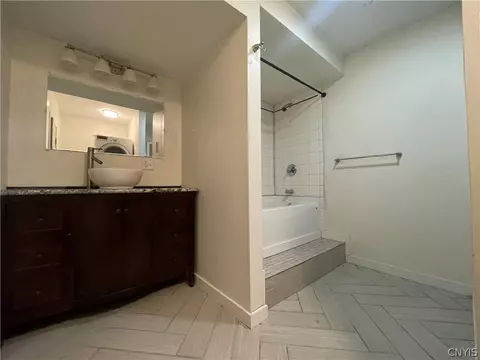 9 Hudson Pl, Ithaca, NY 14850 photo 6