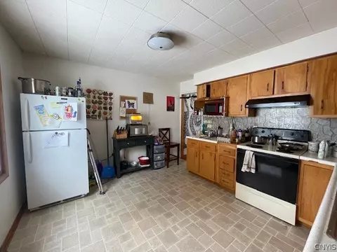 9 Hudson Pl, Ithaca, NY 14850 photo 12