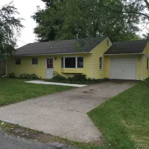 210 Eureka Dr, Manlius, NY 13104
