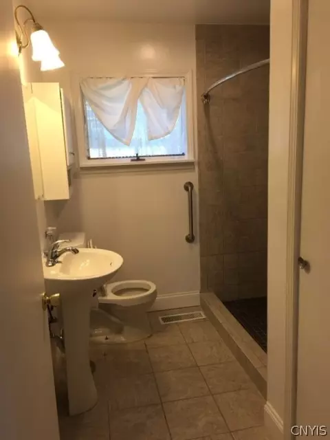 210 Eureka Dr, Manlius, NY 13104 photo 7