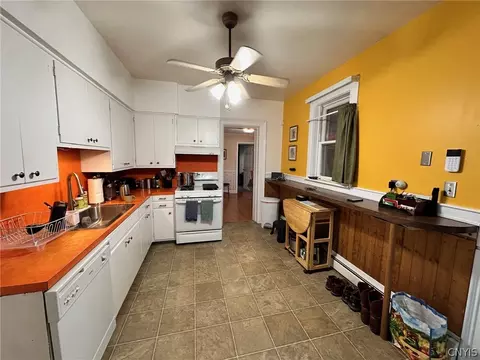 45 E Oneida St, Lysander, NY 13027 photo 5