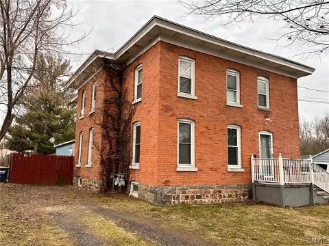 45 E Oneida St, Lysander, NY 13027