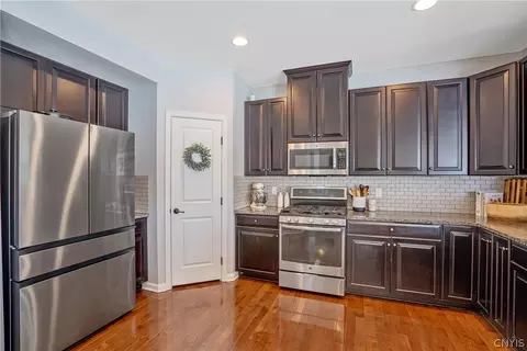 Kitchen - 4446 Pace Ln, Clay, NY 13041 photo 3 of 5