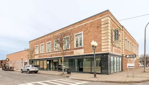 129 Cayuga St #6, Fulton, NY 13069