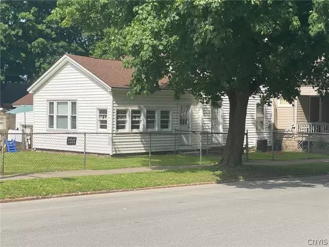 1230 Whitesboro St, Utica, NY 13502