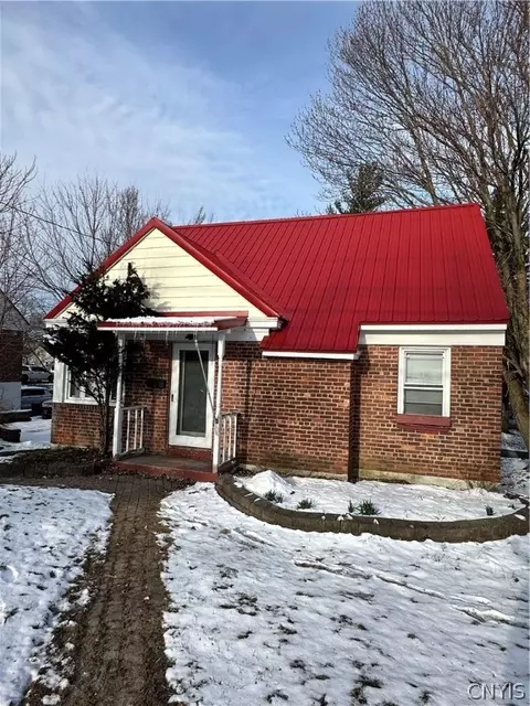 1376 Washington St, Watertown, NY 13601