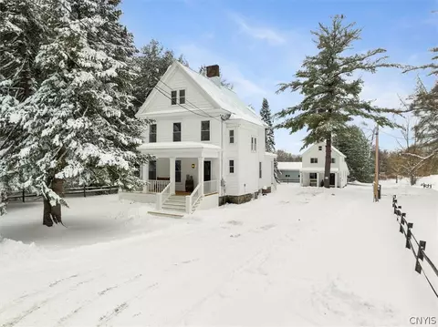 9020 Mill St, Marcy, NY 13403