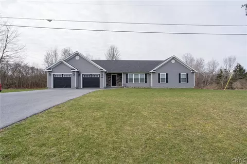 27172 Nys Route 342, Le Ray, NY 13616