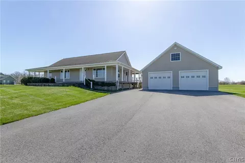 39600 Carrier Ridge Rd, Clayton, NY 13624