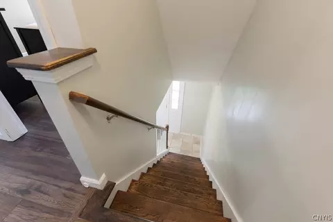 Entry Way - 7660 Doubletree Cir, Syracuse, NY 13212 photo 2 of 2