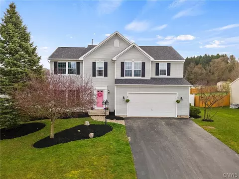 5205 Harriet Fisher Dr, Clay, NY 13041