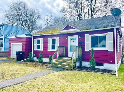 240 Fayette Blvd, Syracuse, NY 13224
