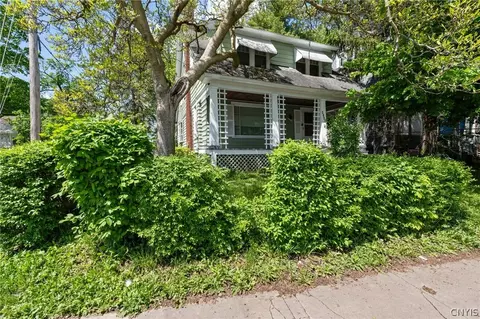 3630 S Salina St, Syracuse, NY 13205