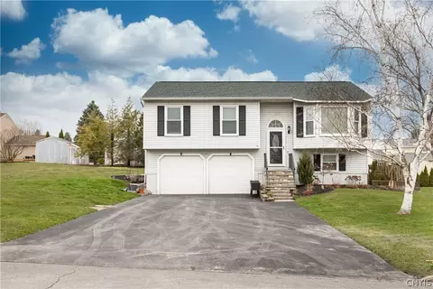 107 Pebblestone Dr, Sullivan, NY 13037