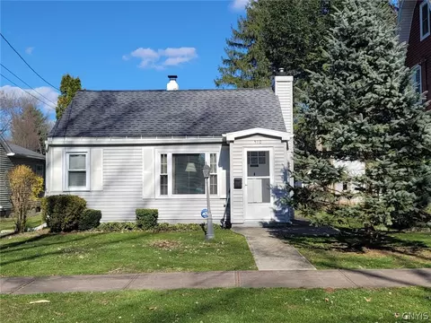 510 Balsam St, Salina, NY 13088