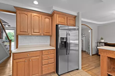 Kitchen - 12 Oriole Path, Liverpool, NY 13090 photo 5 of 5