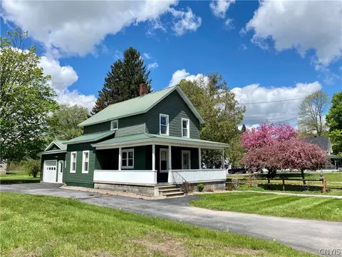 9677 School St, Croghan, NY 13327