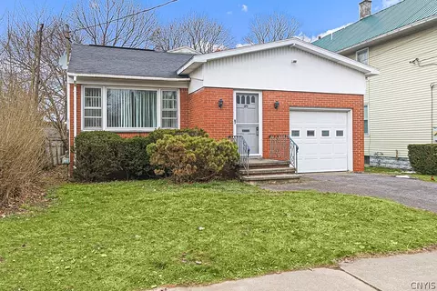 645 James St, Utica, NY 13501
