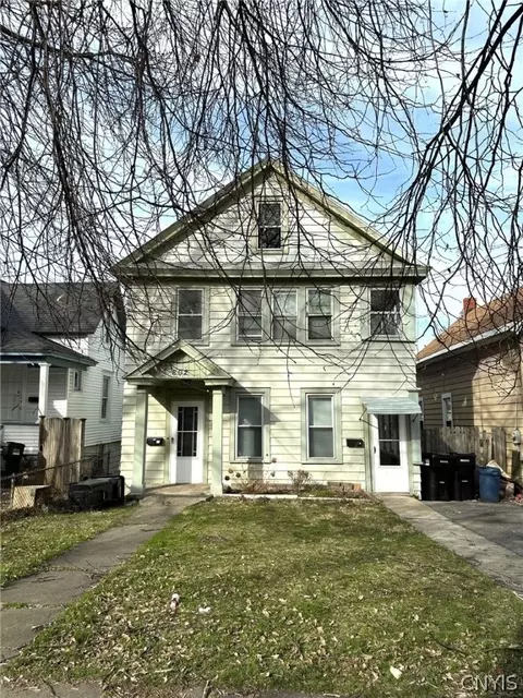 802 Spring St, Syracuse, NY 13208