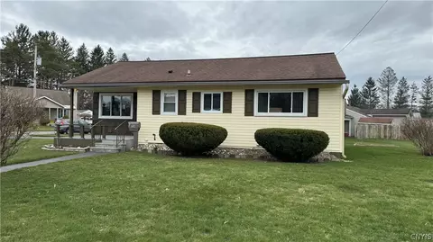 126 Colonel Dr, Rome, NY 13440