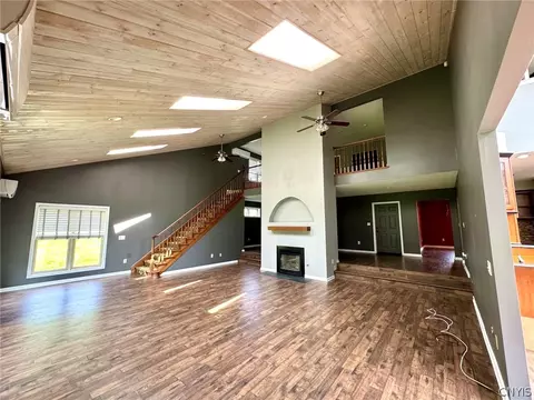 Living - 2 Red Oak Dr, Olean, NY 14760 photo 7 of 12
