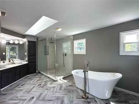 Bath - 2 Red Oak Dr, Olean, NY 14760 photo 2 of 3
