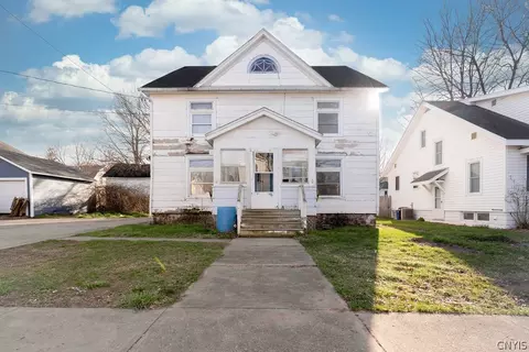 310 S 6th St, Fulton, NY 13069