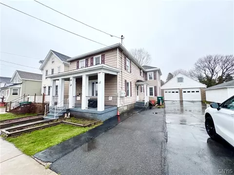 113 E 9th St, Oswego, NY 13126