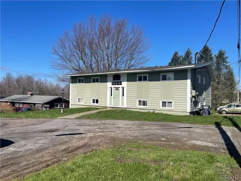 5 Perry Hill Rd, Oswego, NY 13126