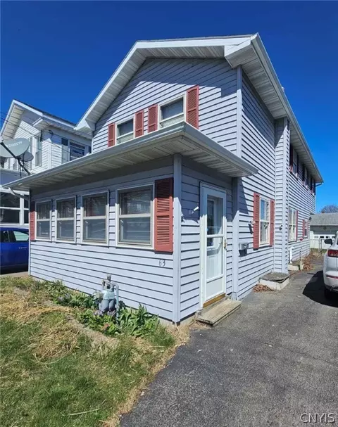 63 E 5th St, Oswego, NY 13126