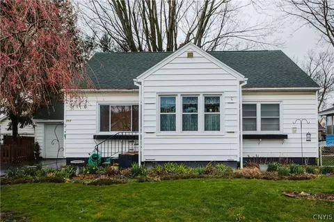 112 Gordon Ave, Salina, NY 13211