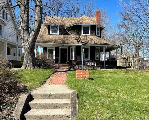 122 Stolp Ave, Syracuse, NY 13207