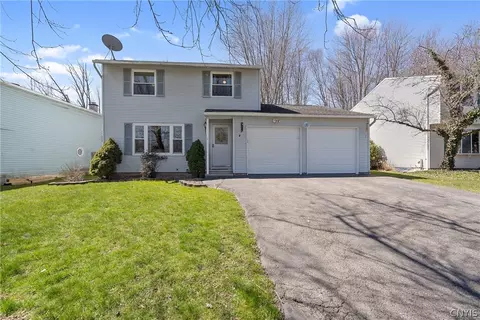 5554 Taormina Dr, Clay, NY 13041
