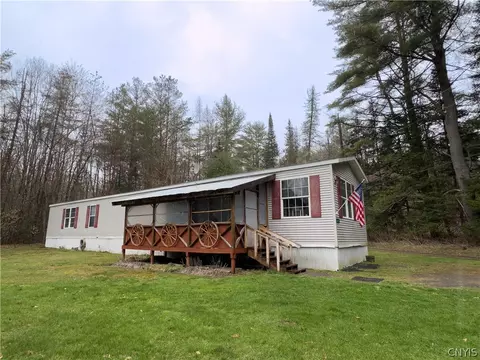 137 Barnhart Rd, Russia, NY 13438